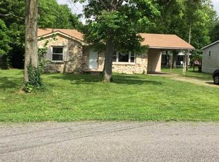 5034 Epperson Rd, Paducah, KY 42003