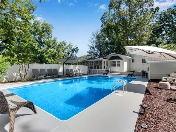 4296 NE High St N, Buford, GA 30518