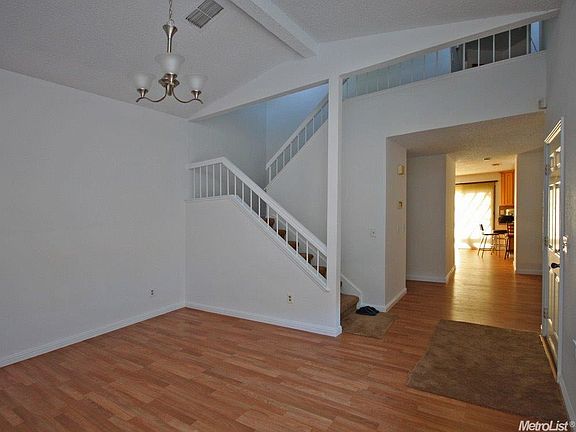 5th image of 7539 Deltawind Dr