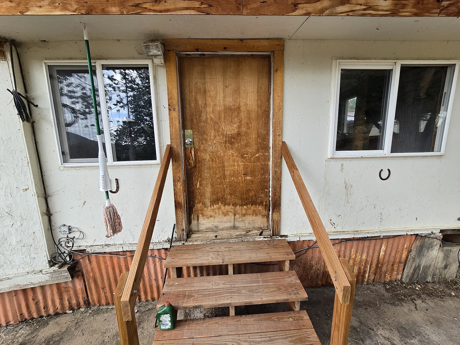 3 bed, $1,000 — Photo 2
