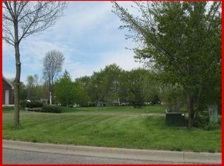 573 Fairway Cir, Jefferson, WI 53549