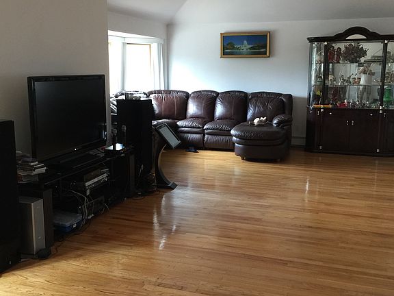 2nd image of 150-27 22 Ave #2