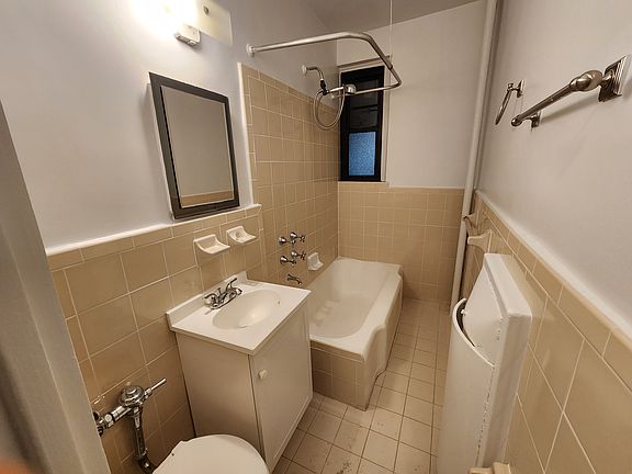 4th image of 64-33 99th St #1G