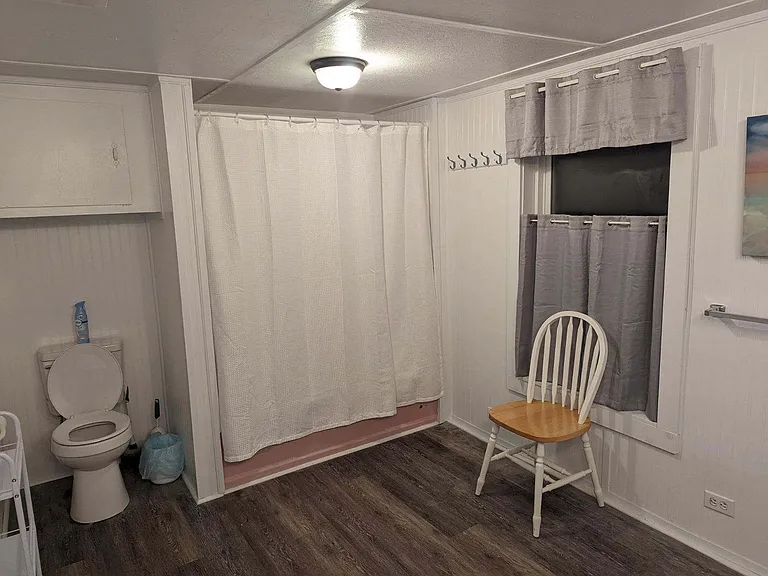 88 Barker St #B — Photo 4