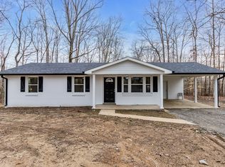 2408 Crestview Dr, Centerville, TN 37033