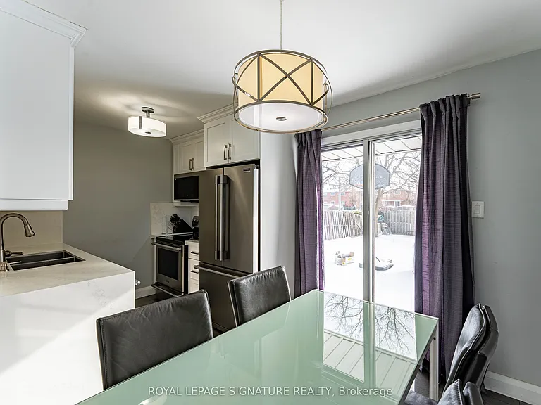 25 Hun Cres — Photo 8