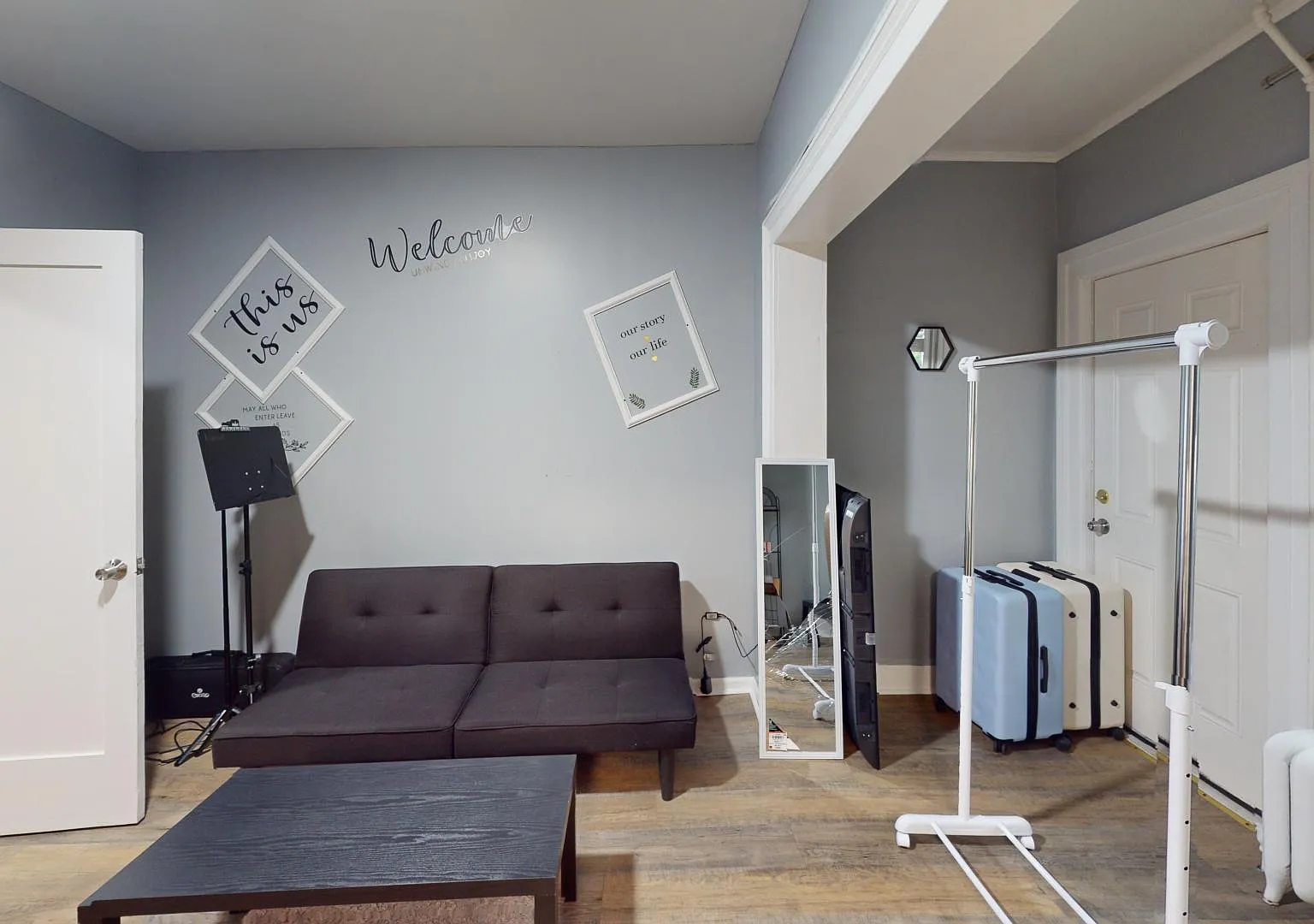 1 bed, $900 — Photo 2