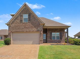 2586 Molly Ln, Southaven, MS 38672