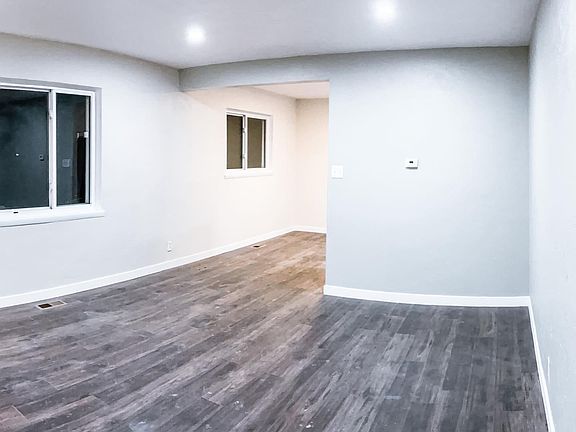 living room to dining/kitchen