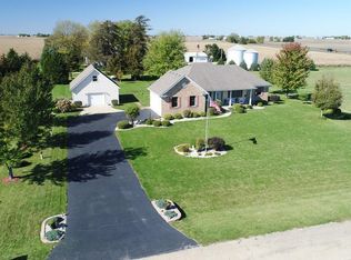 3617 E 1759th Rd, Ottawa, IL 61350