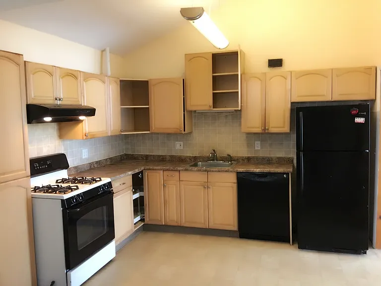 523 W Lookout Ave — Photo 6