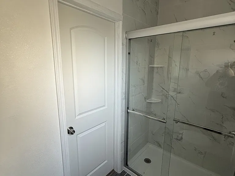 16112 Carolyn St — Photo 5