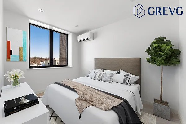 Sold by Global Real Estate Ventures Group LLC | media 9