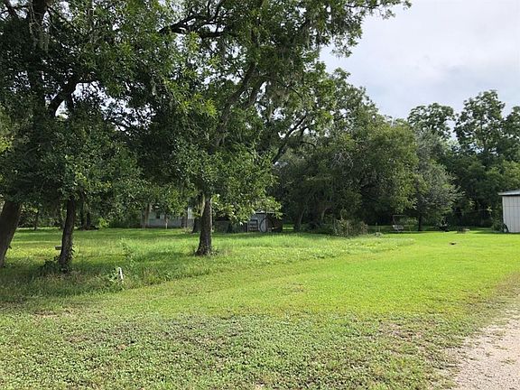 3rd image of 5427 County Road 819