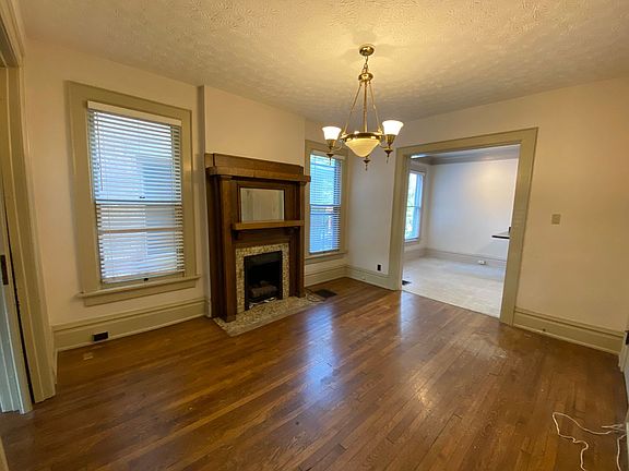3rd image of 1069 Neil Ave #1069