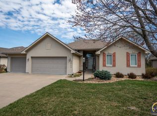 3944 SW Lincolnshire Rd, Topeka, KS 66610