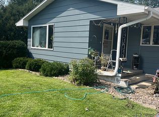 207 E Adams St, New London, IA 52645