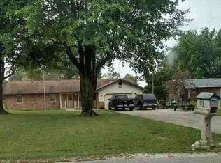 879 Troy Rd, Washington, IN 47501