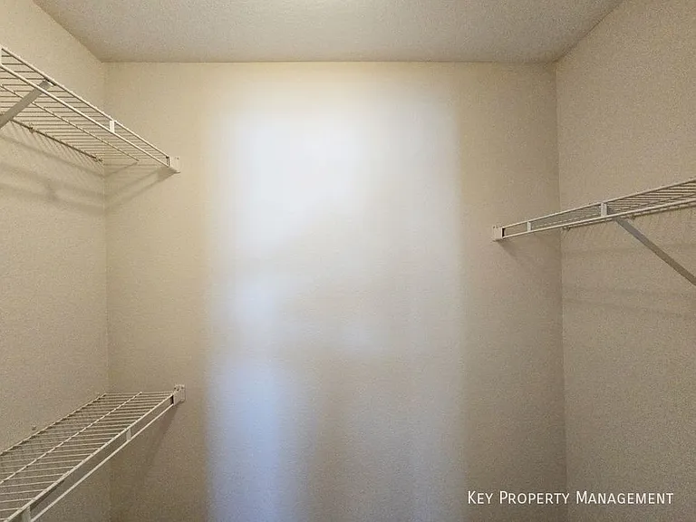 2817 Crystal Lantern Dr — Photo 28
