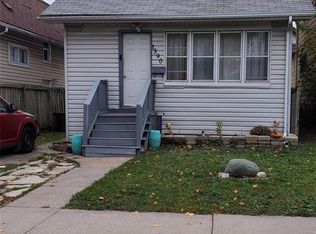 1390 Howard Ave, Windsor, ON N8X 3T2