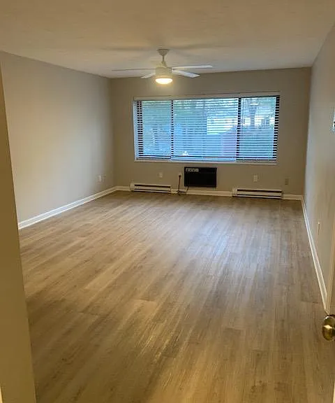 1325 Worcester Rd #5 — Photo 6