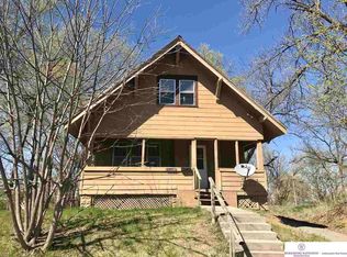 3924 Grand Ave, Omaha, NE 68111