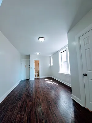 Rented by Compass | media 9