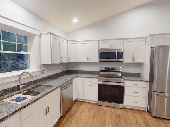 116 Toddy Pond Road, Swanville, ME 04915