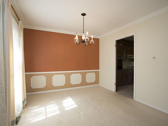 Formal dining room