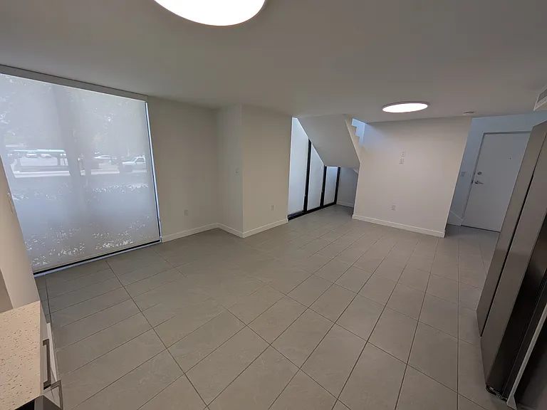 1201 SW 27th Ave #101 — Photo 8
