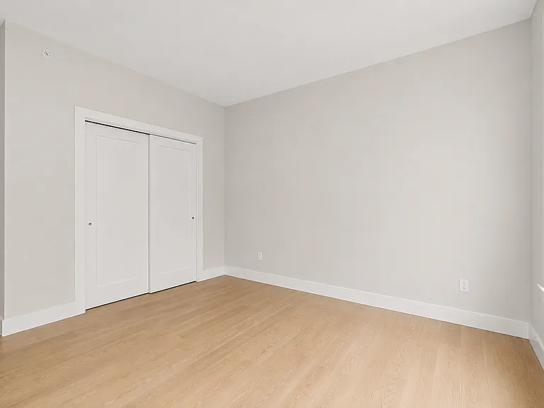 56 Old Field Point Rd #4 — Photo 16