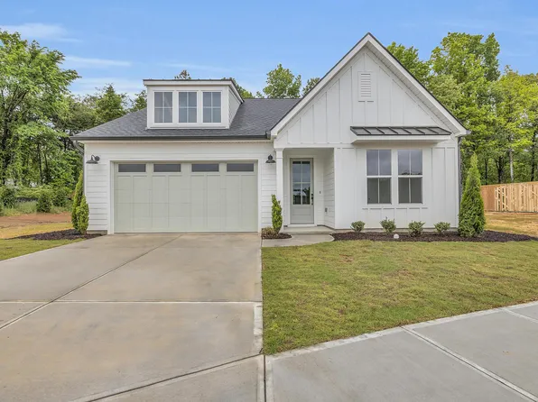 2876 Butlers Green Cir, Chattanooga, TN 37421