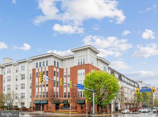 2655 Prosperity Ave APT 118, Fairfax, VA