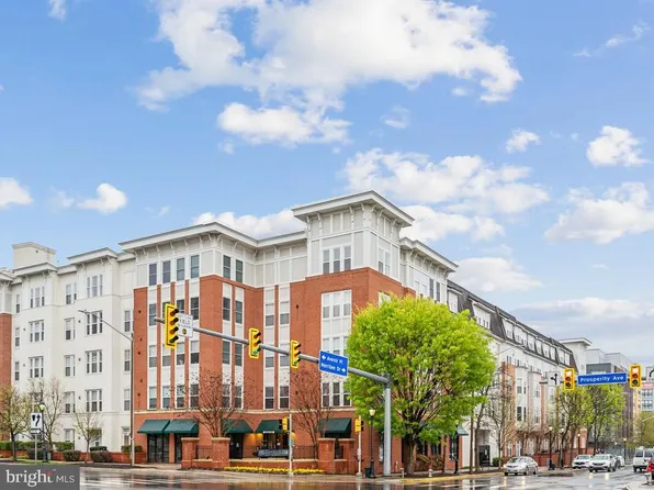 2655 Prosperity Ave APT 118, Fairfax, VA 22031