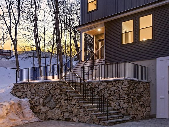 3rd image of 15 Landry Rd