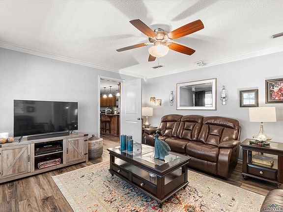 4th image of 415 McPherson St