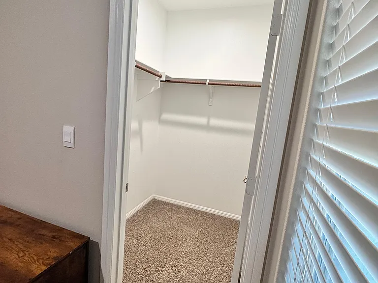6302 Oracle Dr — Photo 18