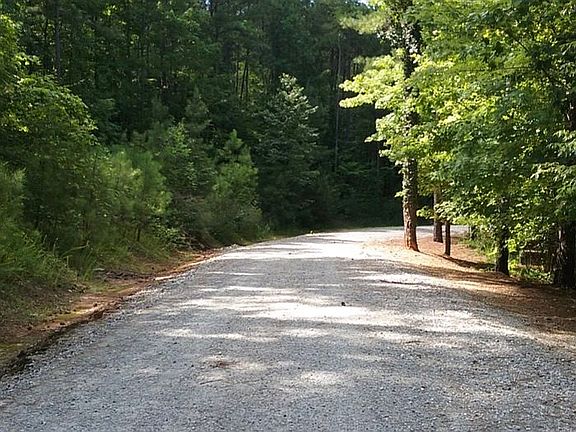 3rd image of Jons Forest Dr #7