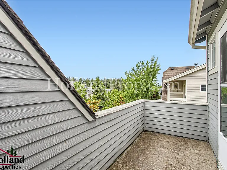 10823 SW Celeste Ln — Photo 16