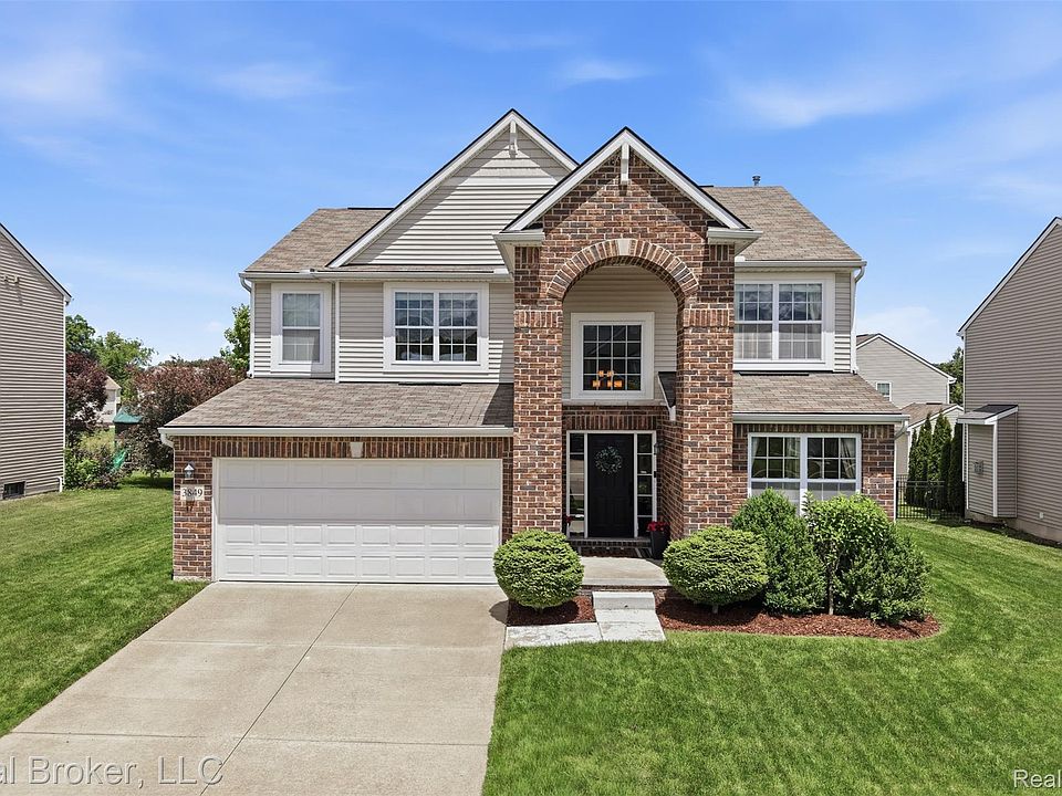 1st image of 3849 Silver Charm Ln