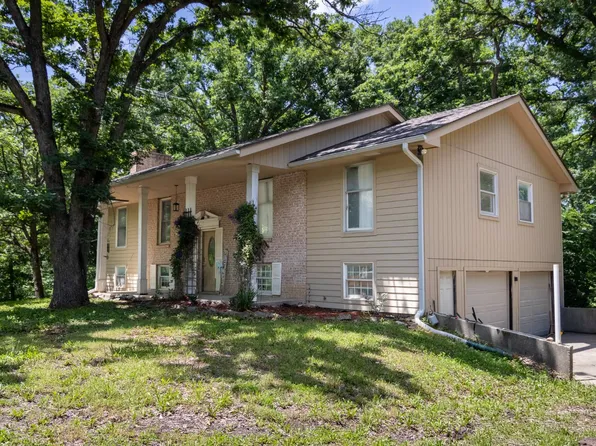 9726 NE 292nd St, Cameron, MO 64429