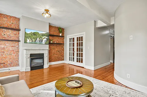 60 Beacon St #2 Photo 1
