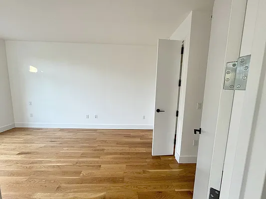 Rented by Carnegie Management Inc | media 38