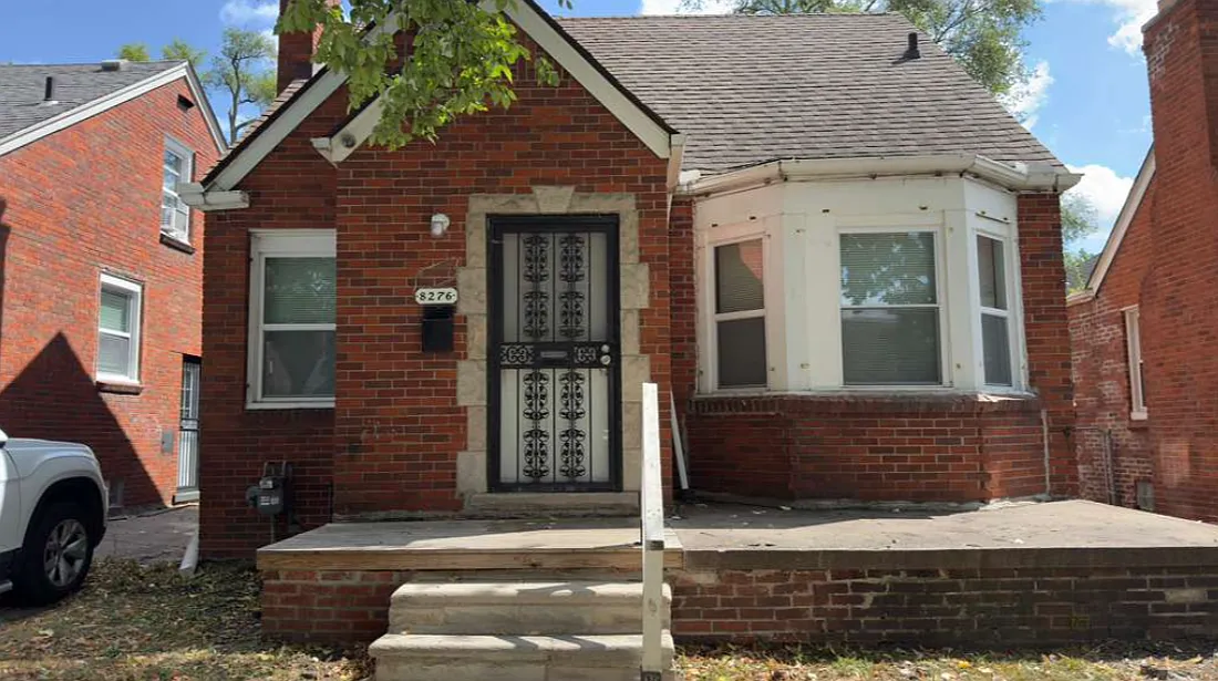 3 bed, 1108 sqft, $1,300 — Photo 1