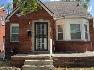 8276 Sussex St, Detroit, MI 48228