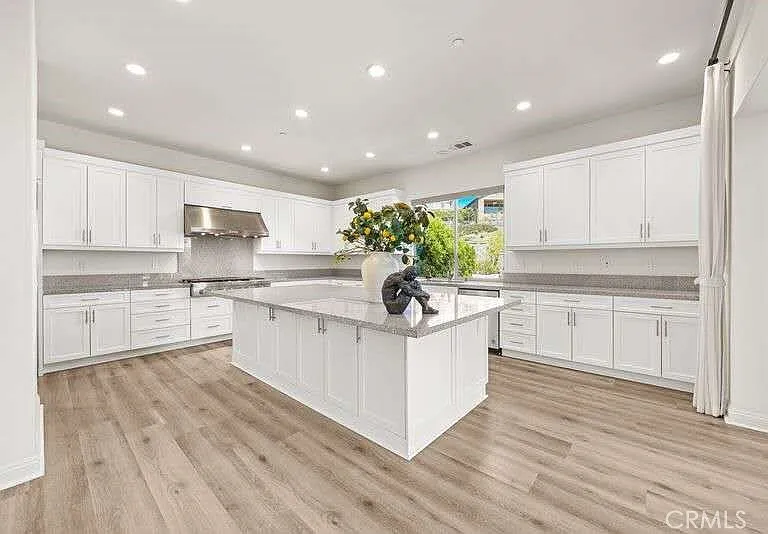 5427 Heritage Oak Dr — Photo 15