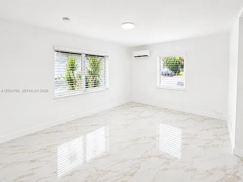 254 E Dania Beach Blvd #7 Photo 1 254 E Dania Beach Blvd #7 Photo 1