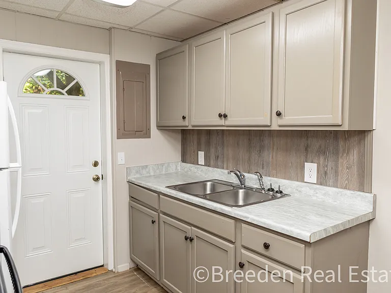 2331 Hill Dr #34-E — Photo 5