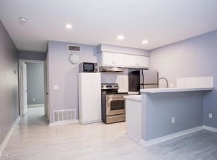 2302 E Side Dr APT 19, Austin, TX 78704