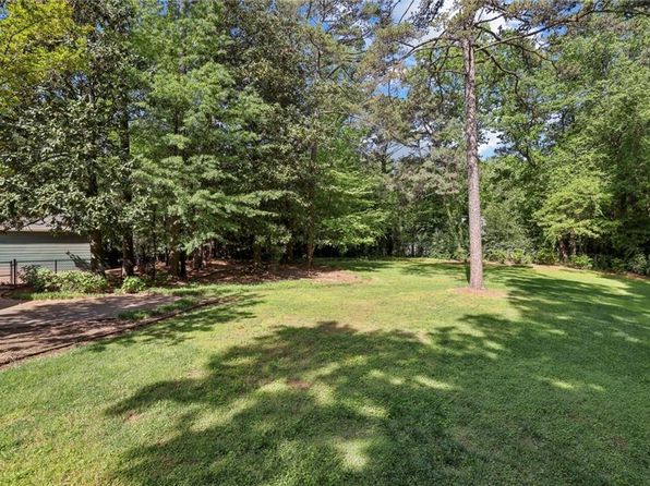 455 Mount Vernon Hwy, Atlanta, GA 30327